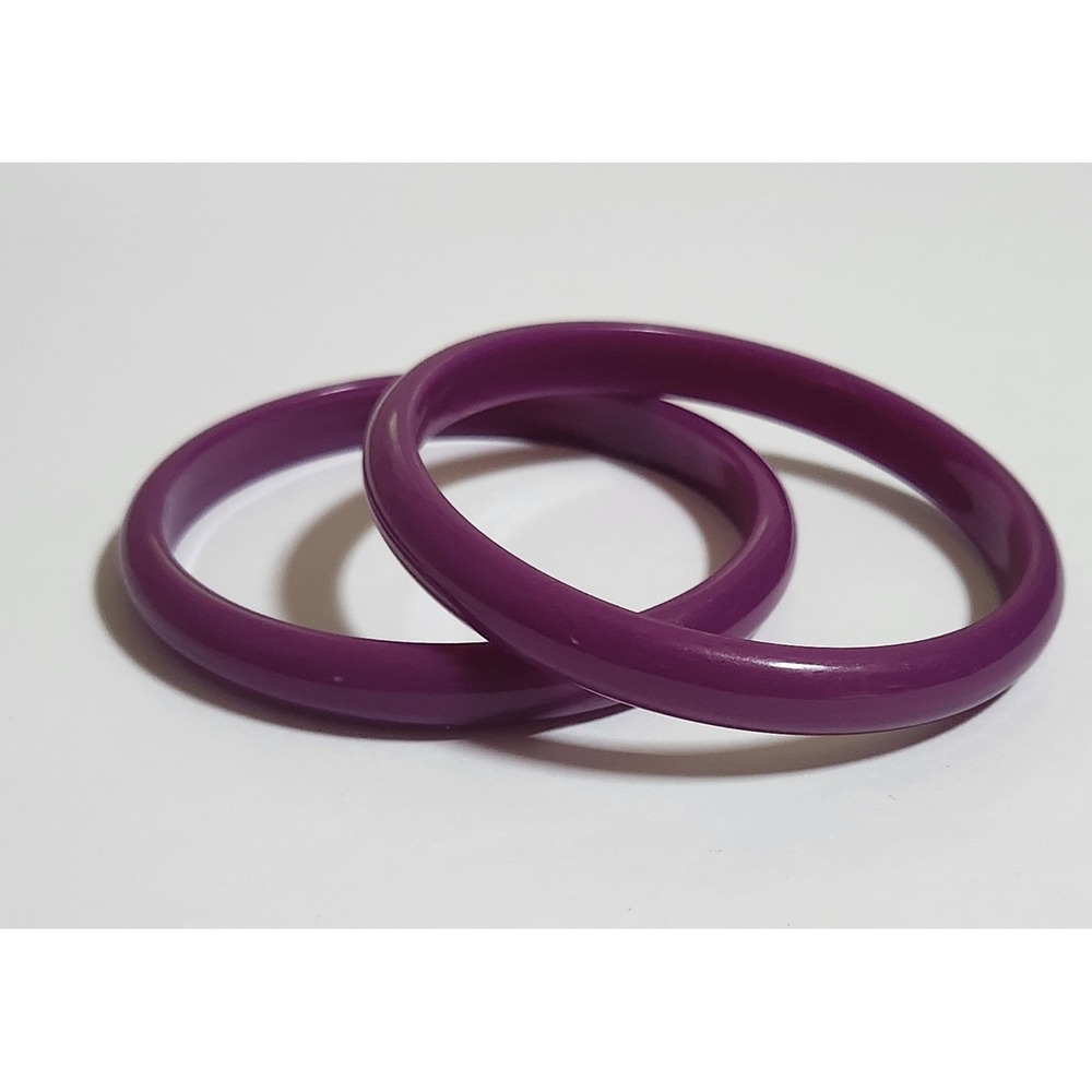 Vintage Purple Resin Bangle Bracelets Set of 2 Stackable Plum Plastic Rings